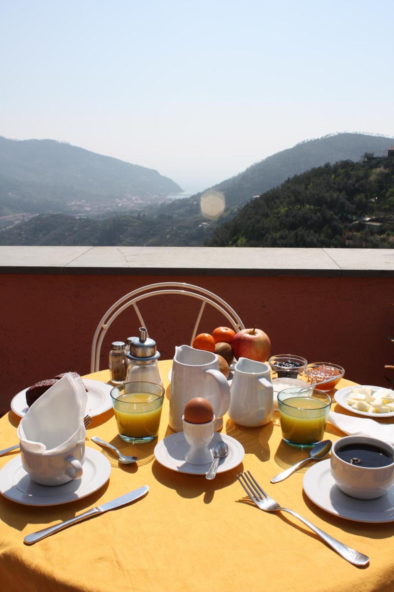 L'Antico Borgo B&B Леванто Экстерьер фото