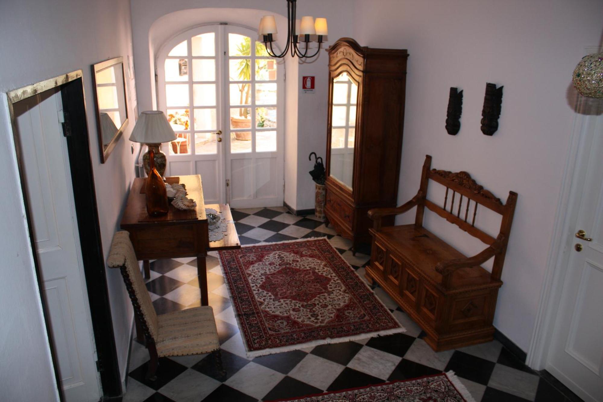 L'Antico Borgo B&B Леванто Экстерьер фото