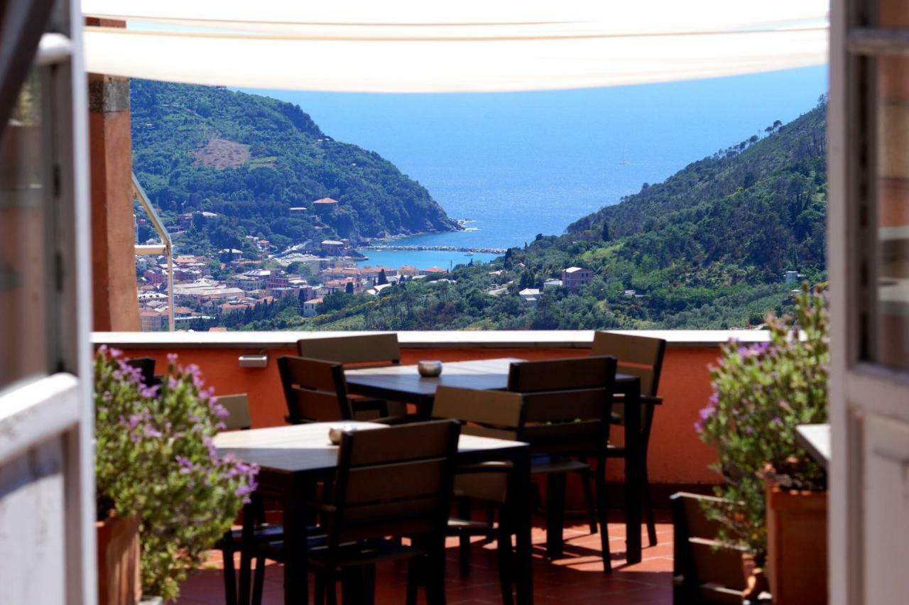 L'Antico Borgo B&B Леванто Экстерьер фото